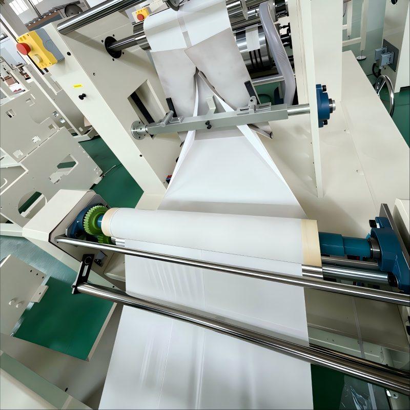 C-fold hand towel folding machine