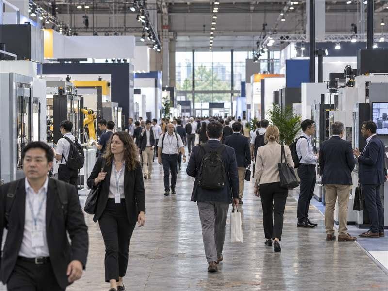 Canton Fair Exhibition Insights: From Fair Research to a Factory Visit
