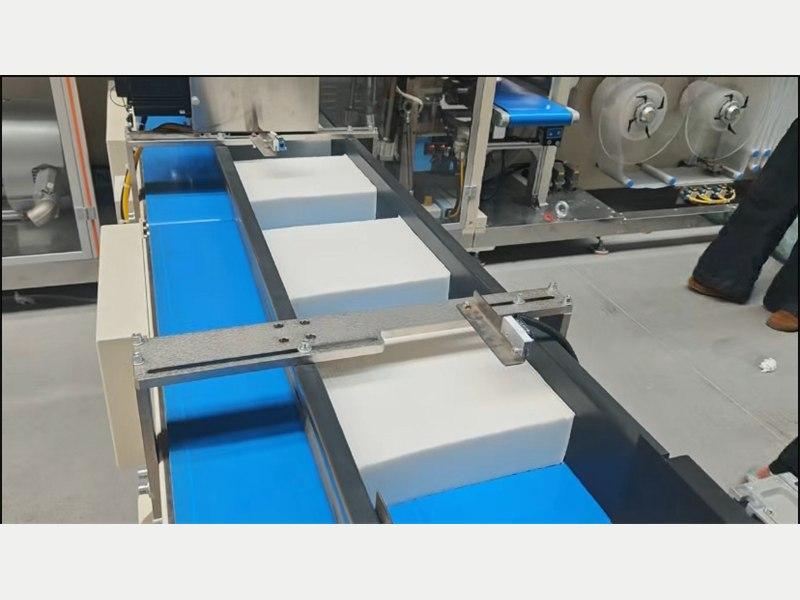 N-fold-hand-towel-line-workshop-8-800x600.jpg