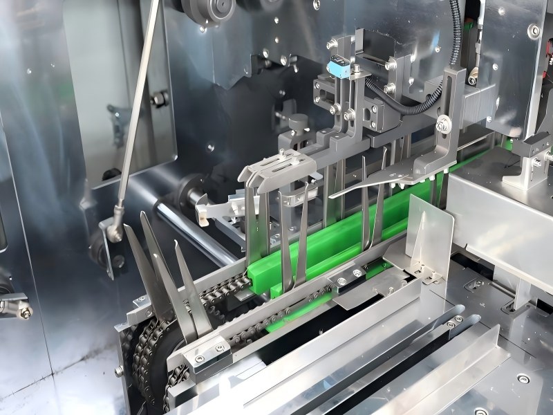 DB-BF-80B - Automatic Facial Tissue Cube Box Packing Machine detail 2
