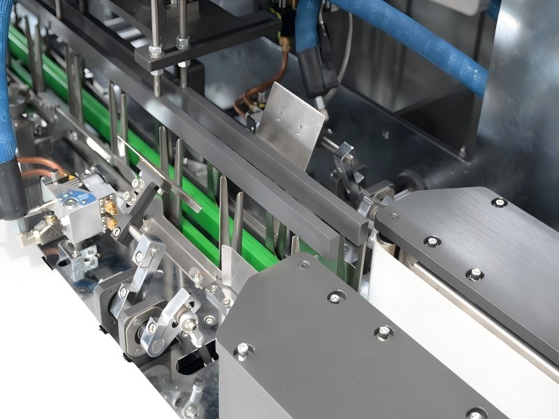 DB-BF-80B - Automatic Facial Tissue Cube Box Packing Machine detail 3